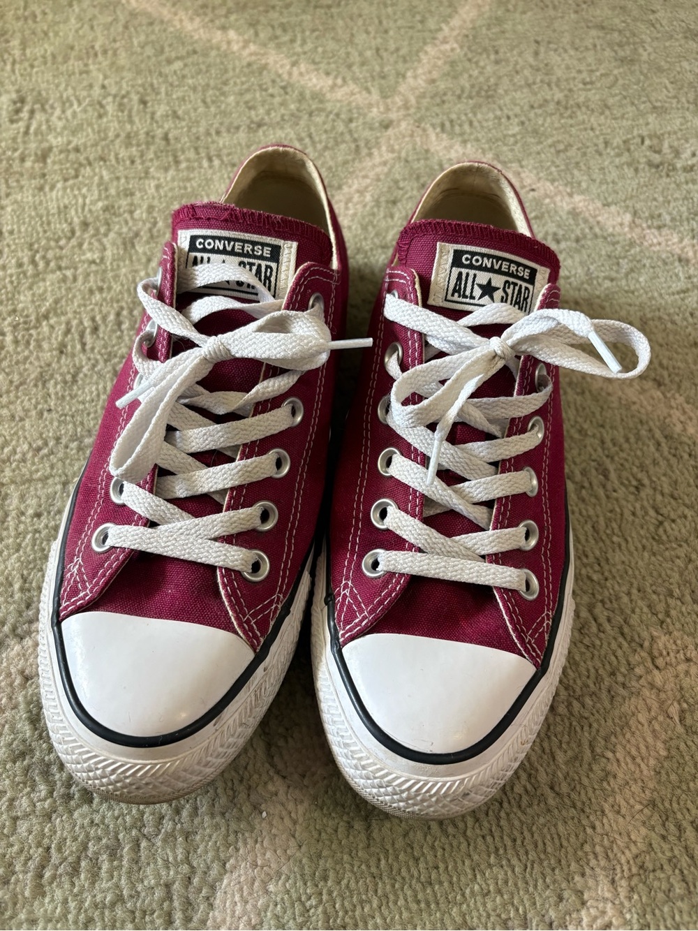 Converse Maroon/Burgundy